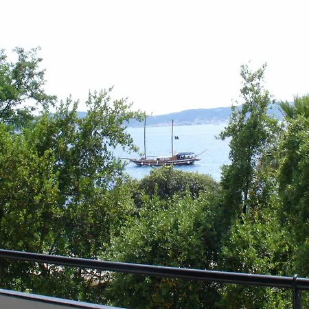 Daire Jelena - Spacious Sea View Apartment - Old Town Zadar *